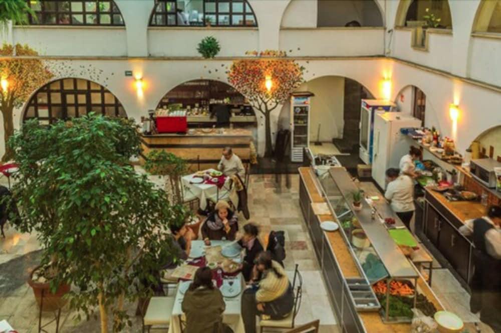 Hotel Calli Quetzalcoatl โชลูลา ภายนอก รูปภาพ