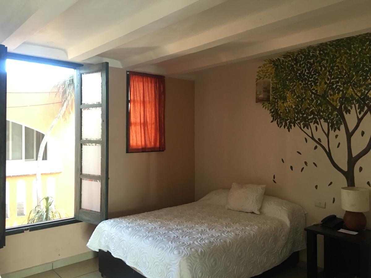 Hotel Calli Quetzalcoatl โชลูลา ภายนอก รูปภาพ