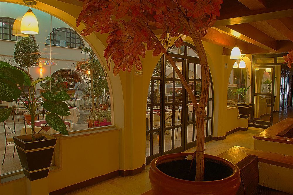 Hotel Calli Quetzalcoatl โชลูลา ภายนอก รูปภาพ