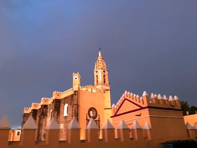 Hotel Calli Quetzalcoatl โชลูลา ภายนอก รูปภาพ